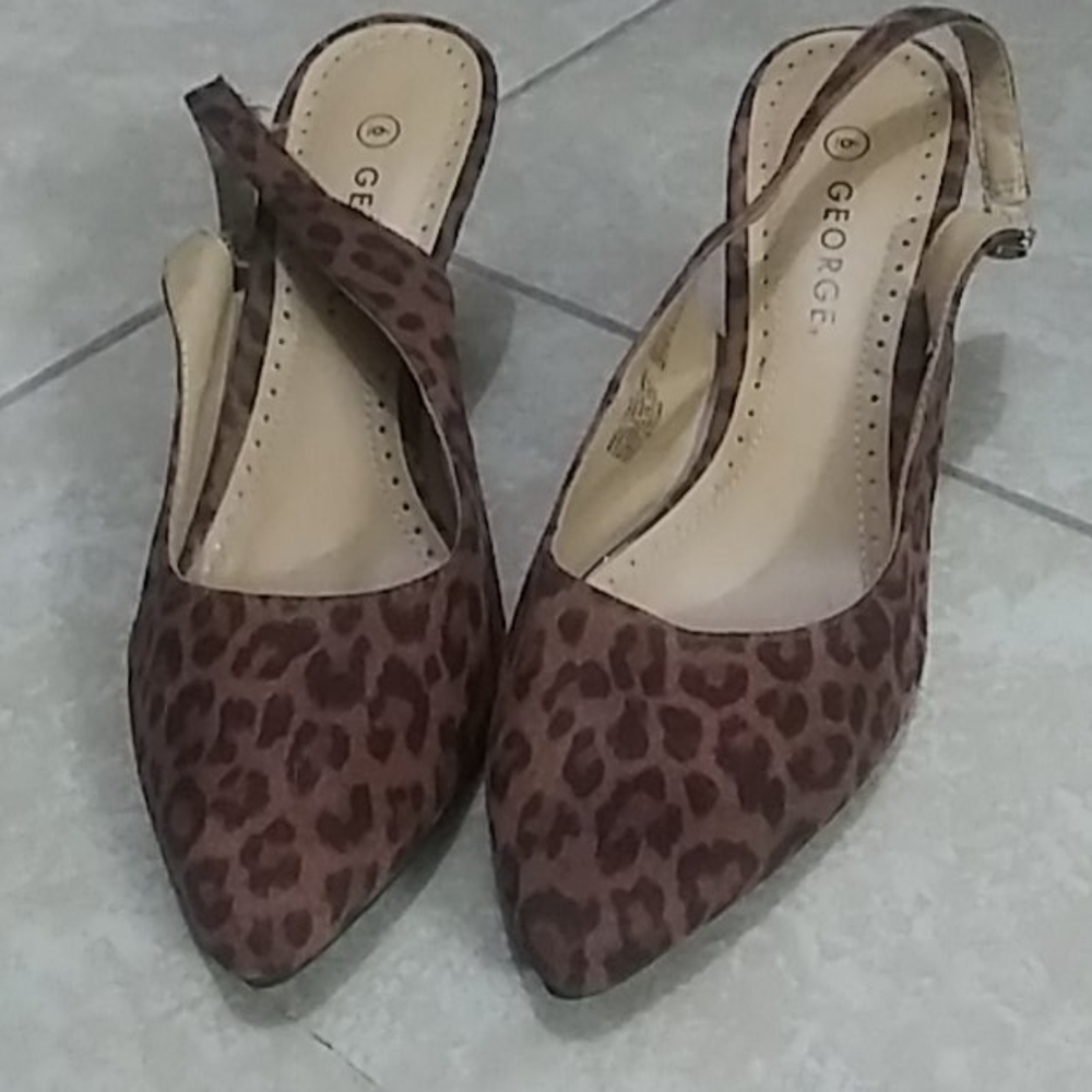 Heels - Picture 4 of 5
